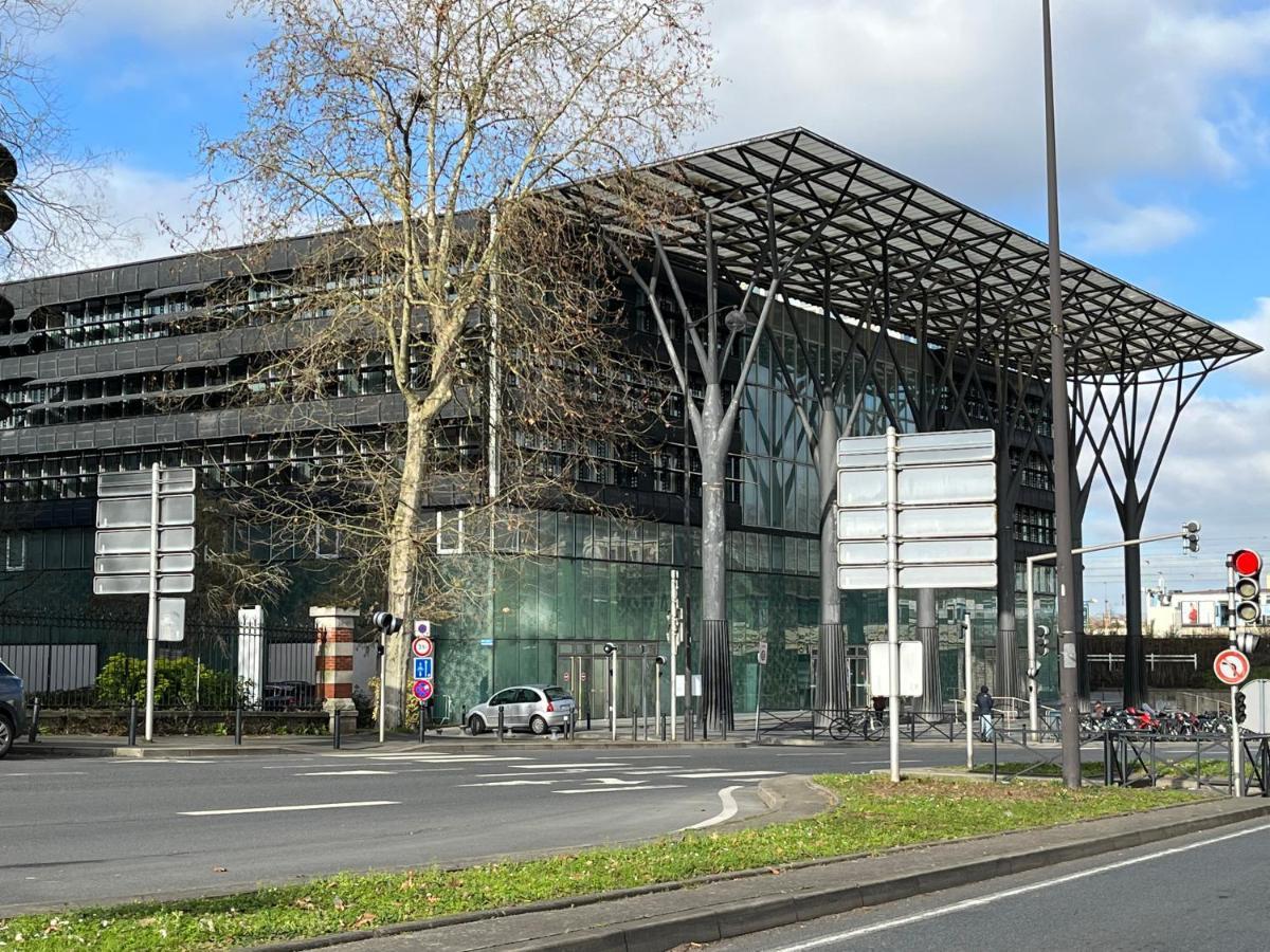 Le Vicomte Melun Exterior foto